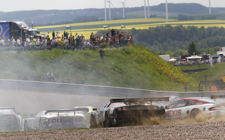Nissan GT-R Race Scene Picture